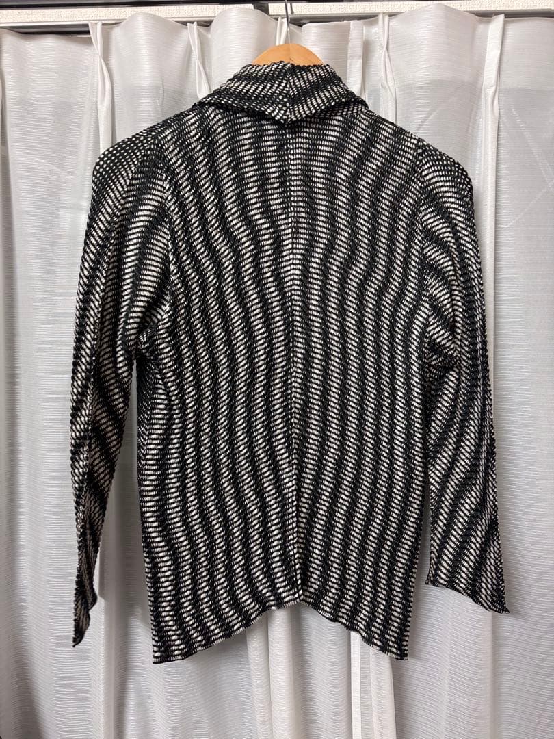 ISSEY MIYAKE 総柄 テーラードジャケット