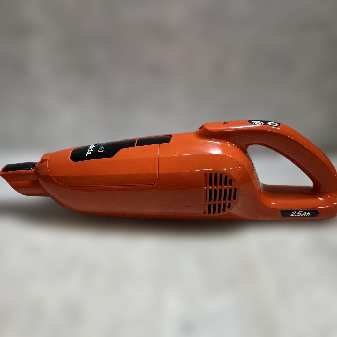 makita CL113FD 充電式クリーナ