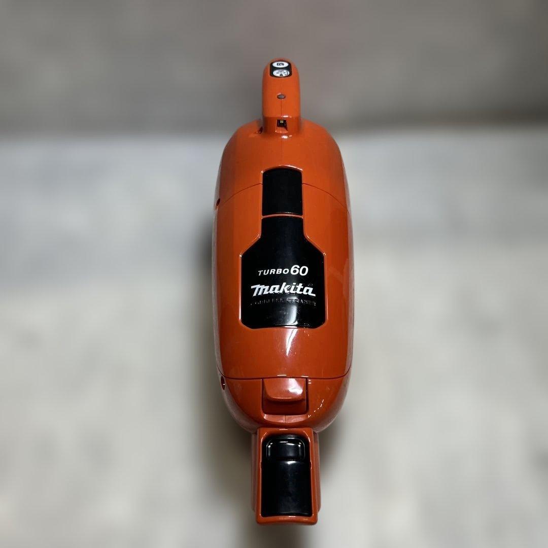 makita CL113FD 充電式クリーナ