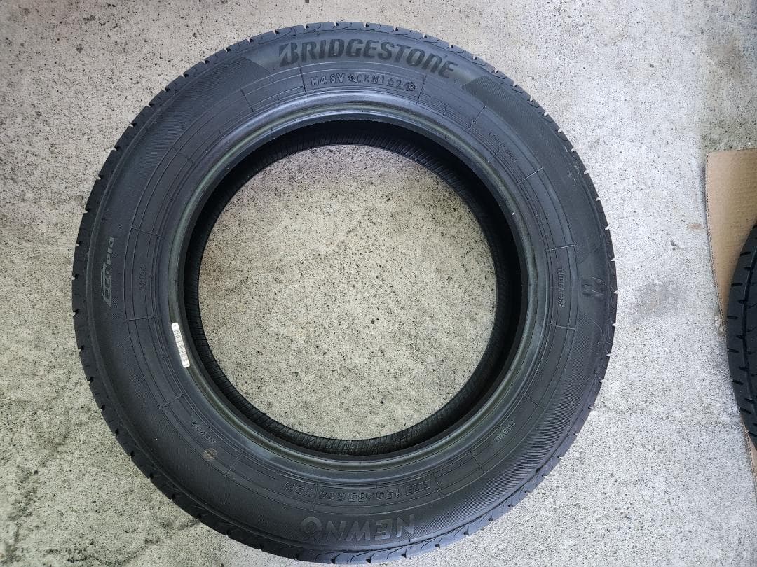 送料込☆2024年製 ブリヂストンタイヤ 155/65R14日本製☆2本