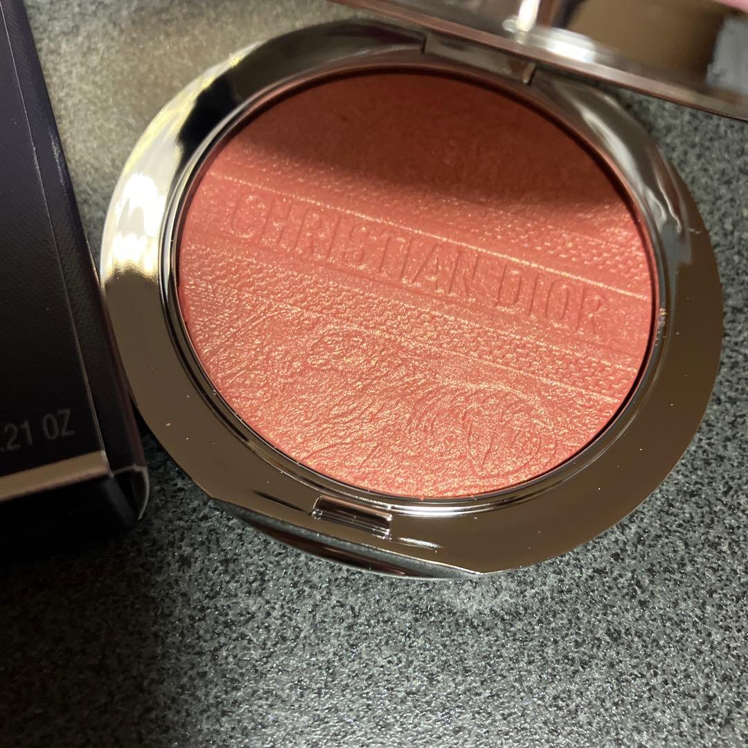 Dior Forever Glow Luminizer 004 コーラルグロウ
