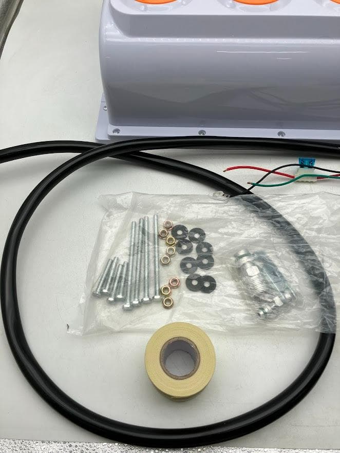 カーエアコン　並行輸入品　12V　トラック　キャンピングカー　蒸発器