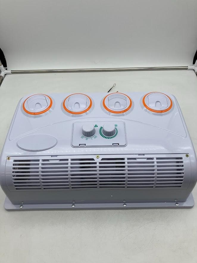 カーエアコン　並行輸入品　12V　トラック　キャンピングカー　蒸発器