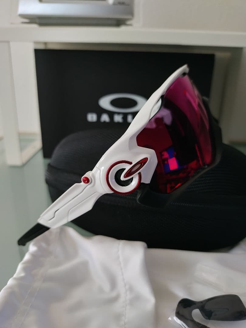 オークリージョウブレイカー OAKLEY JAWBREAKER プリズムレンズ