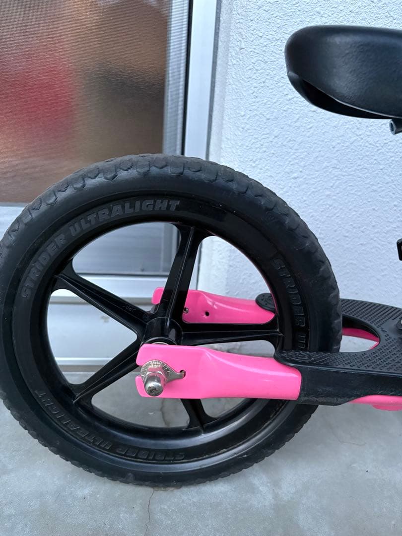 STRIDER バランスバイク 12インチ ピンク　正規品