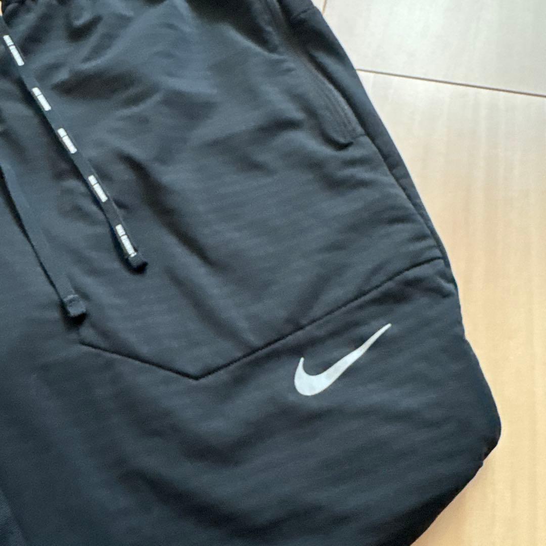 【未使用級】ナイキ スウィフト Dri-FIT 黒 ランニングパンツ S