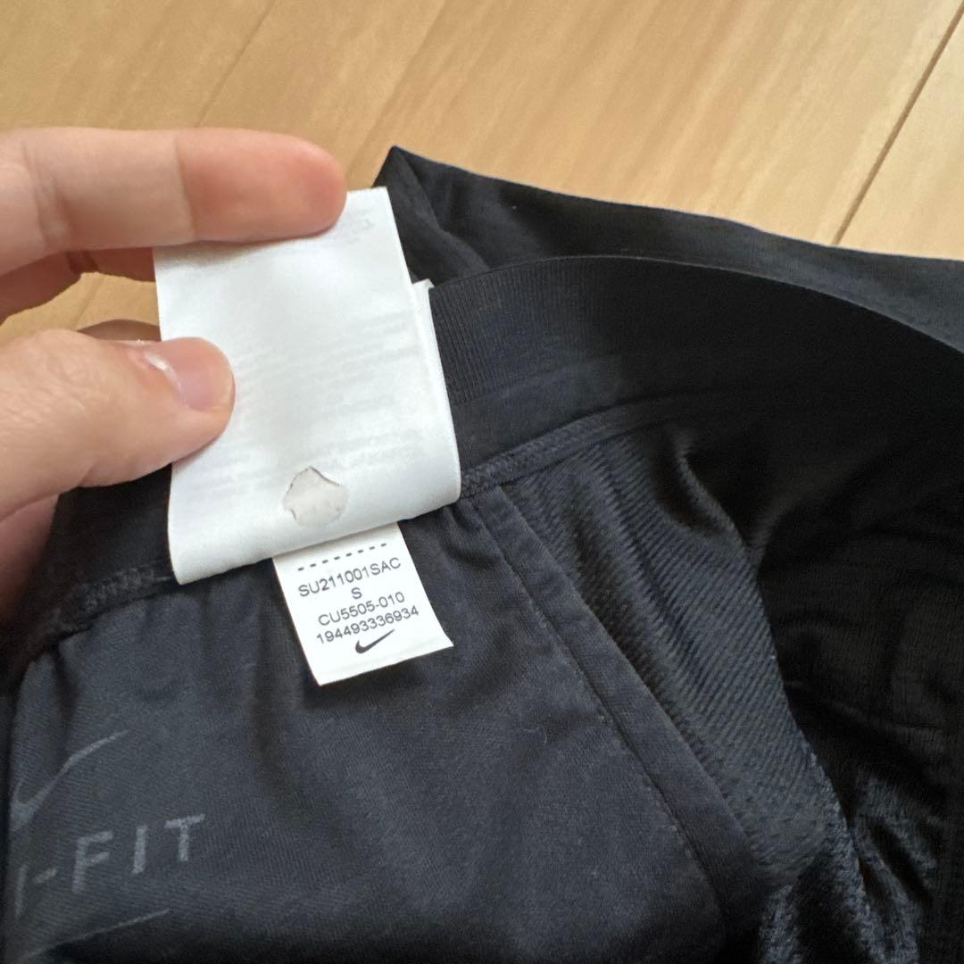 【未使用級】ナイキ スウィフト Dri-FIT 黒 ランニングパンツ S