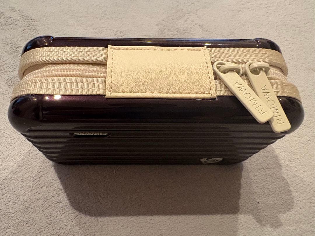 RIMOWA×タイ航空 ファーストクラス限定アメニティポーチ
