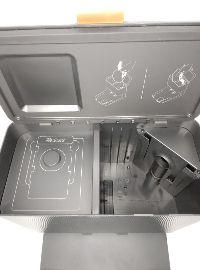 iRobot Roomba ルンバ j7+　ロボット掃除機