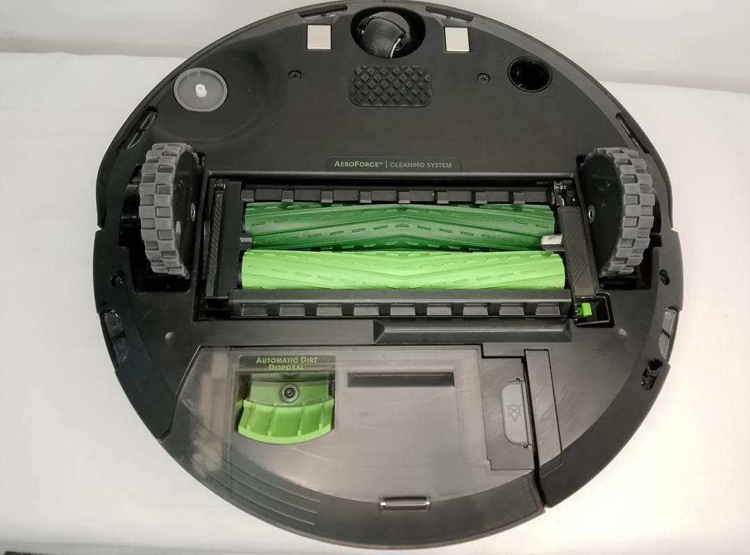 iRobot Roomba ルンバ j7+　ロボット掃除機