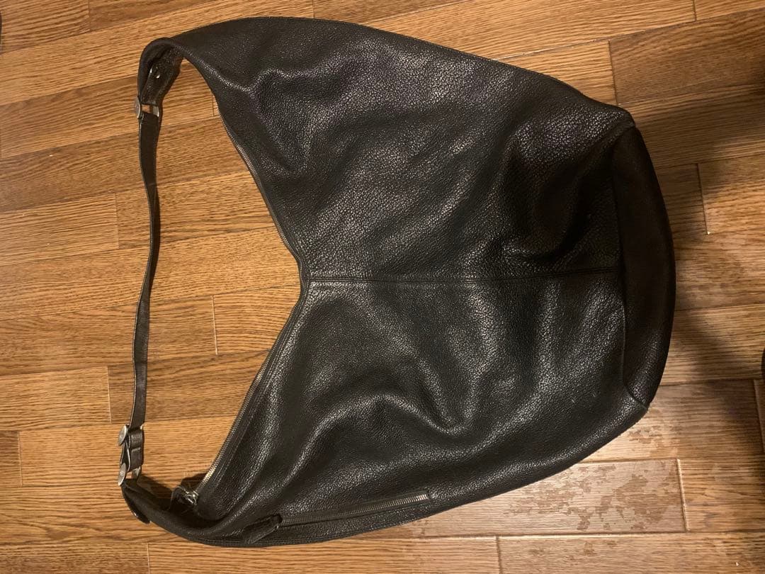 Giorgio Armani ジョルジオ・アルマーニ レザー ショルダーバッグ