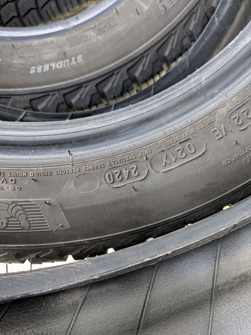 155/65R14　スタッドレスタイヤ