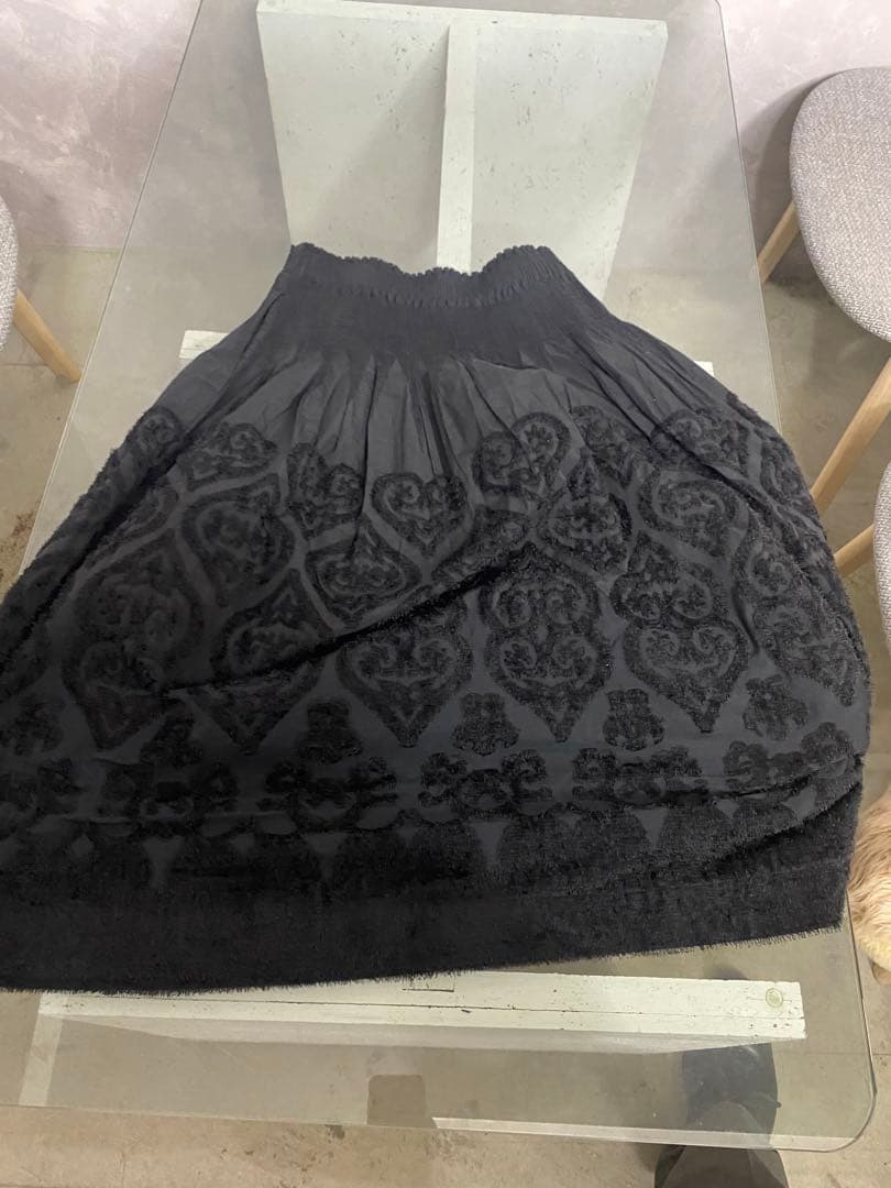 ISSEY MIYAKE me フレアスカート ダークグレー