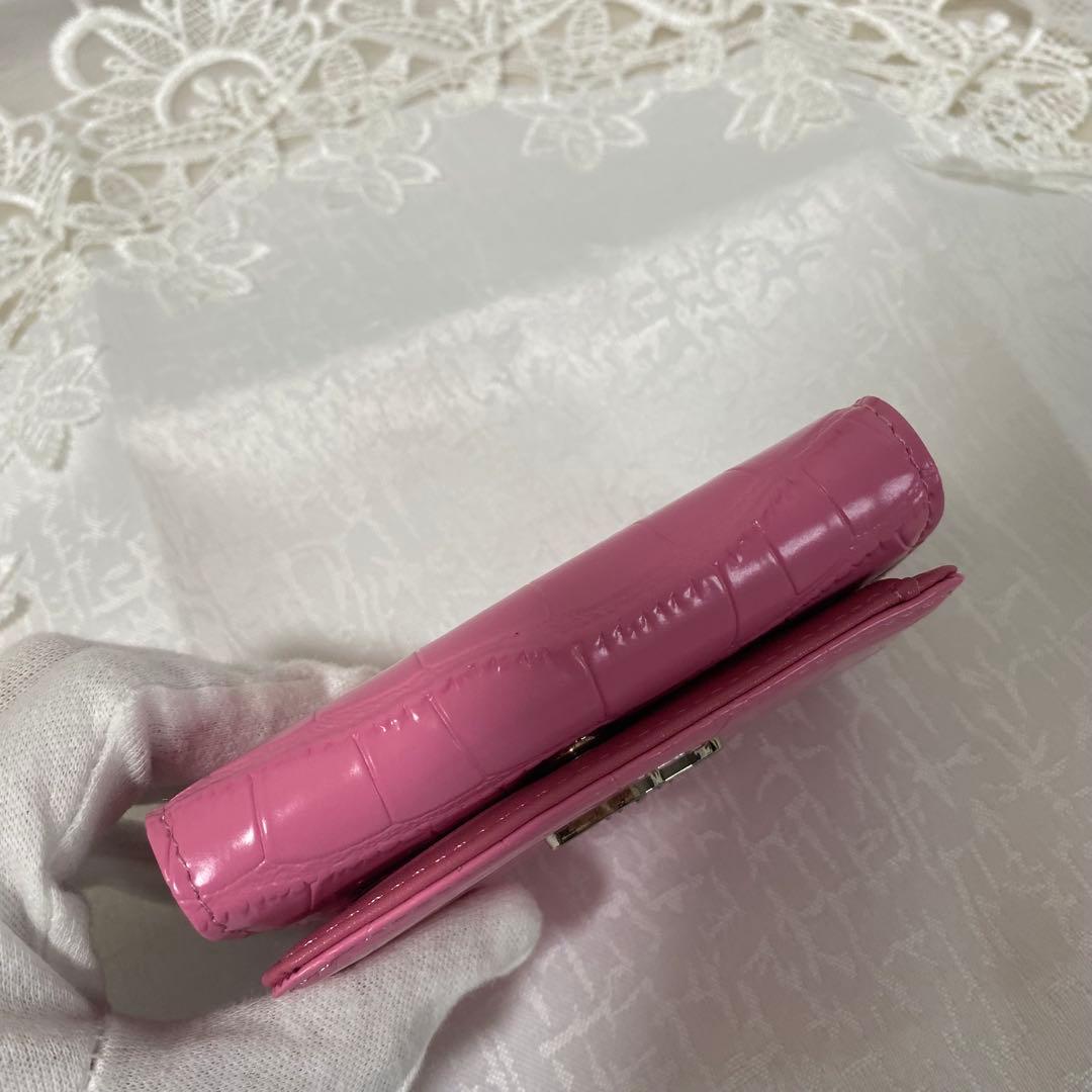 ヴィヴィアンウエストウッド ピンク三つ折財布