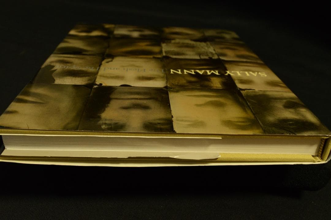 【Sally Mann: The Flesh and the Spirit】新品