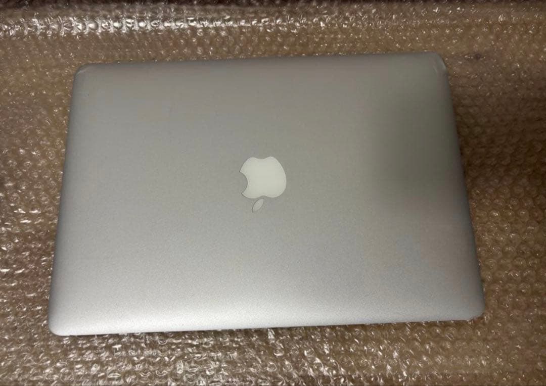 MacBook Air 13インチ　A1466 128GB 4GB 2015