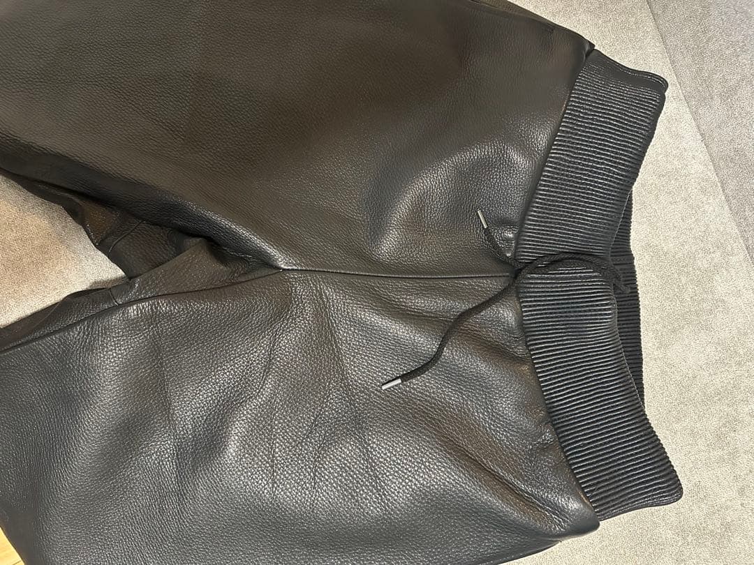 MOSSIR ブラックレザーパンツ ウエストゴム