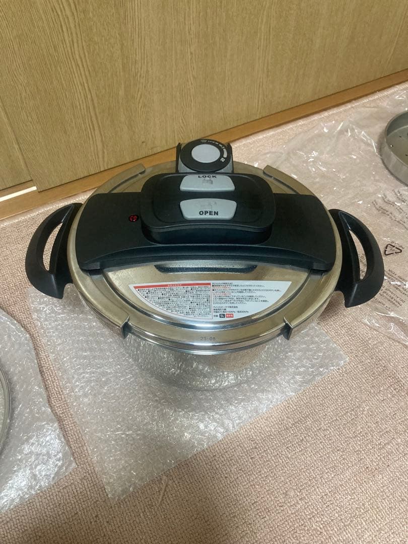 美品 アイリスオーヤマ 両手圧力鍋 5L RAN-5L