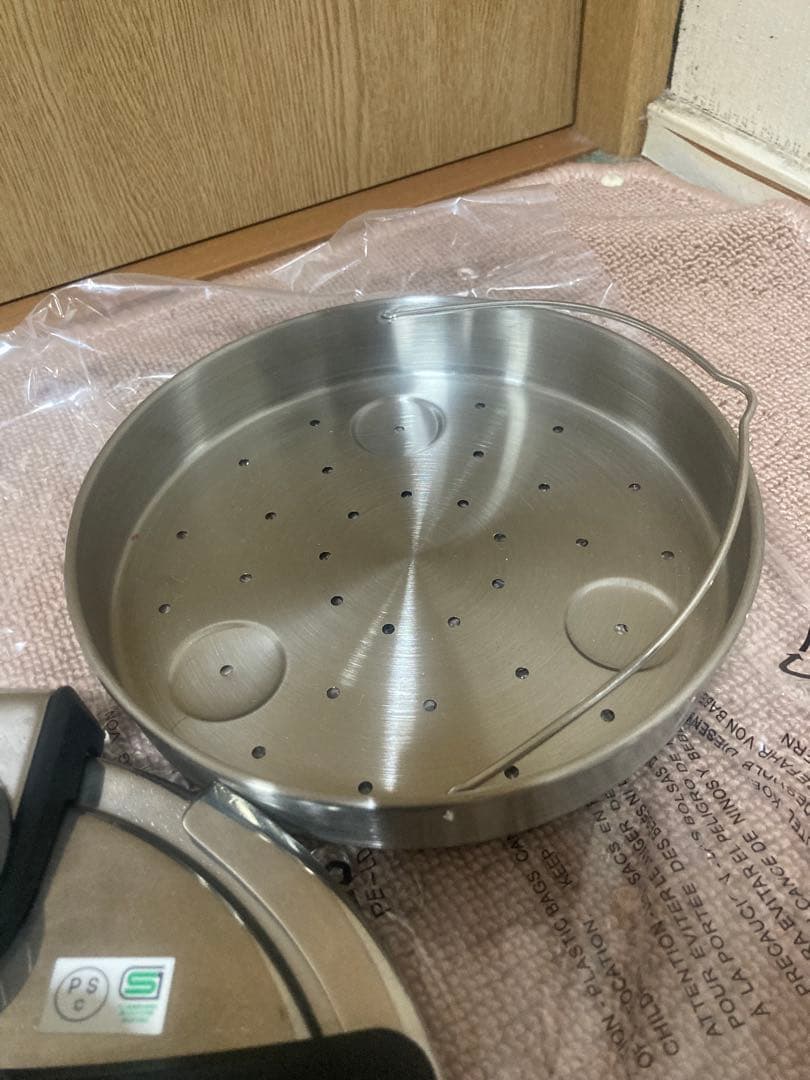 美品 アイリスオーヤマ 両手圧力鍋 5L RAN-5L