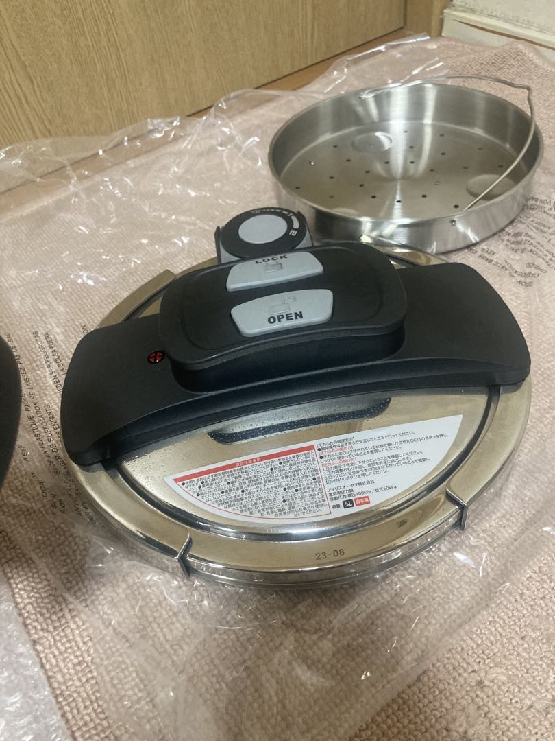 美品 アイリスオーヤマ 両手圧力鍋 5L RAN-5L