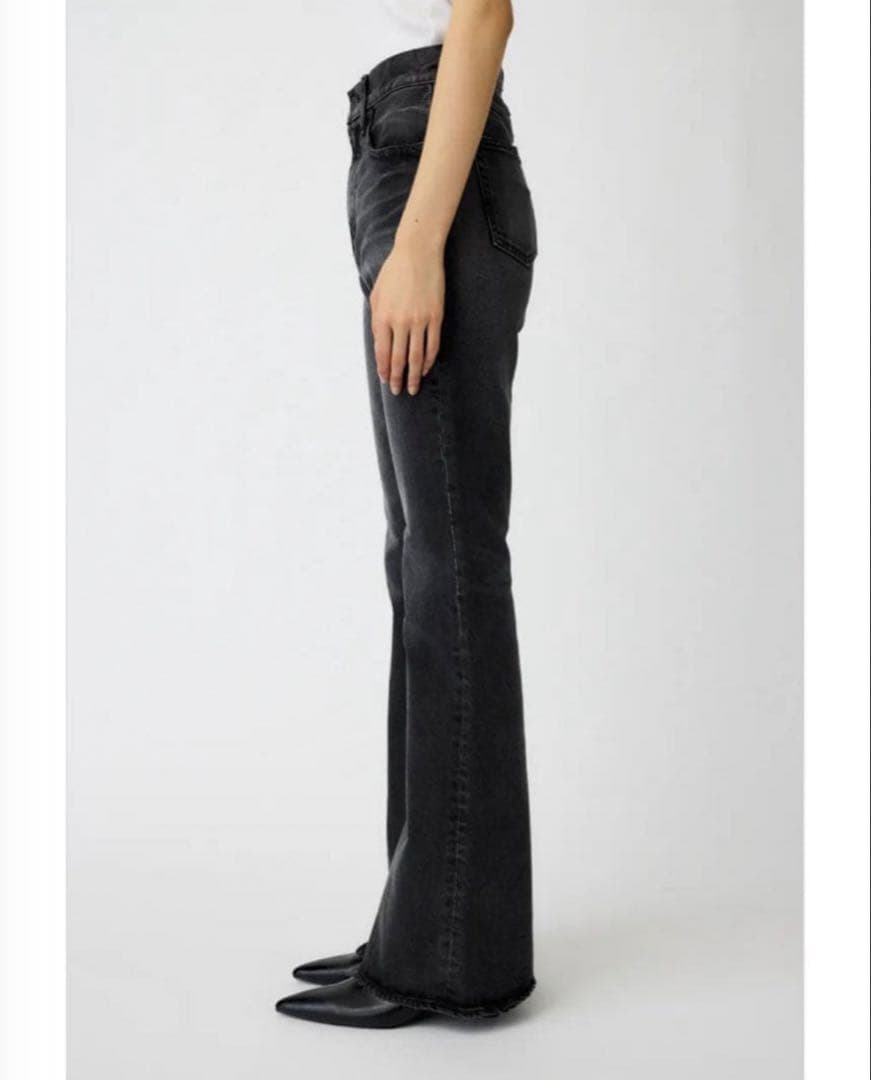 MOUSSY MVS FLARE 24 インチBLACK