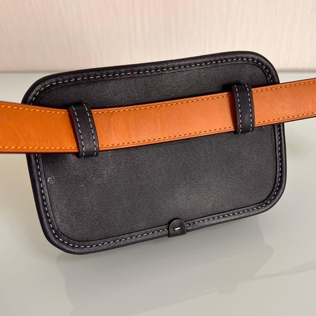 『美品』COACH コーチ　レザー　ウエストポーチ　ネイビー