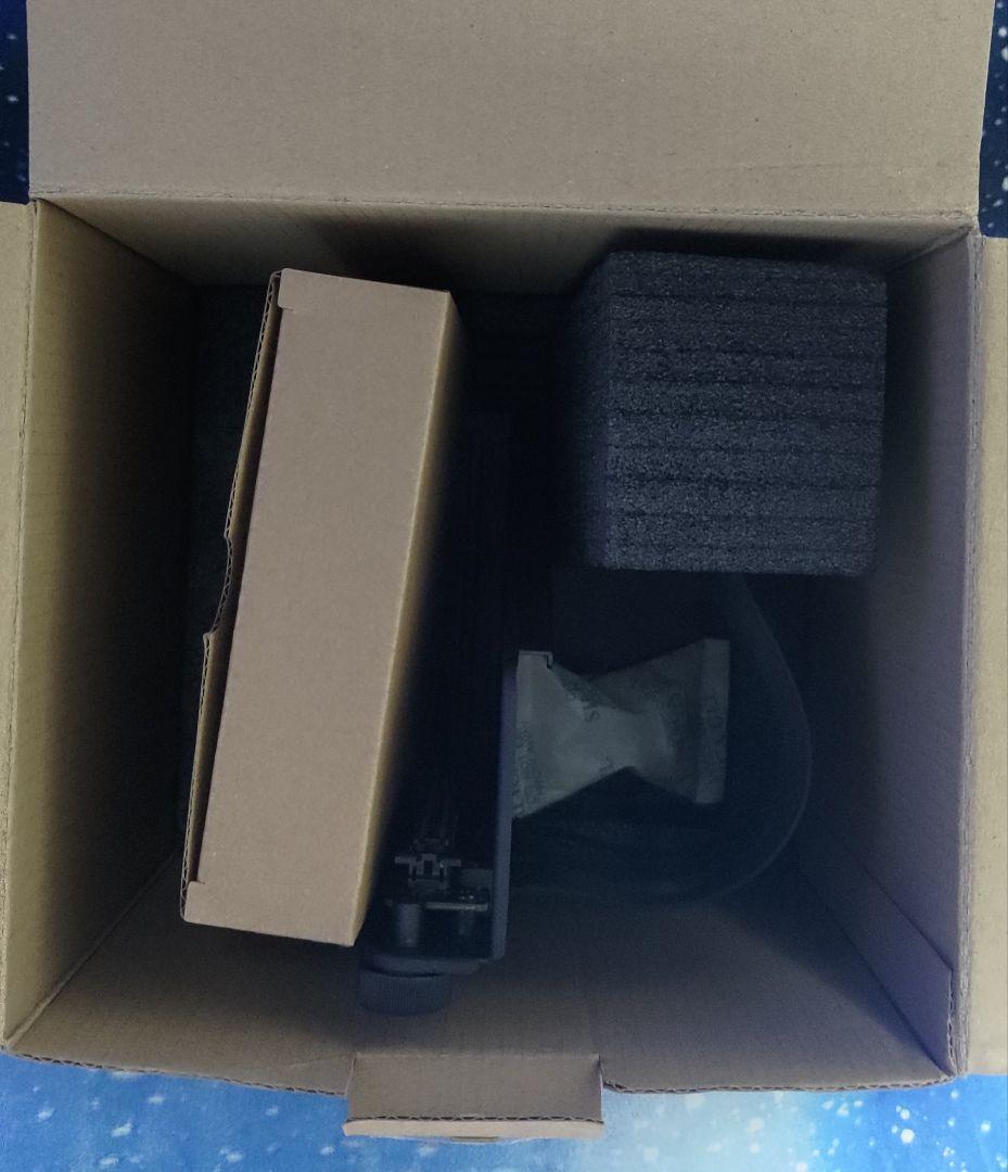 NZXT GPU ホルダー