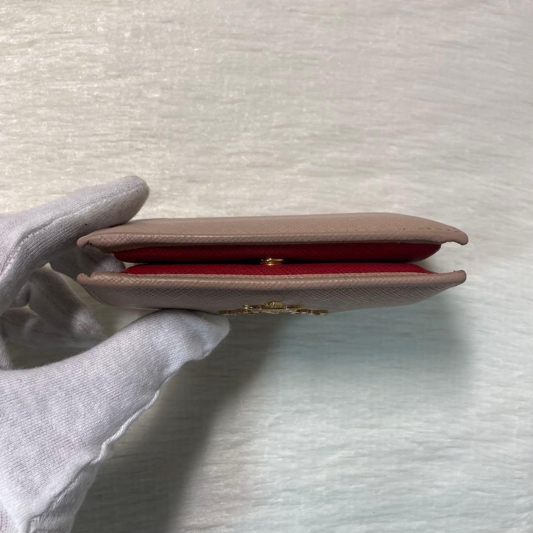 早い者勝ち　美品 PRADA プラダ　二つ折り　ミニ　財布　バイカラー　赤　肌色