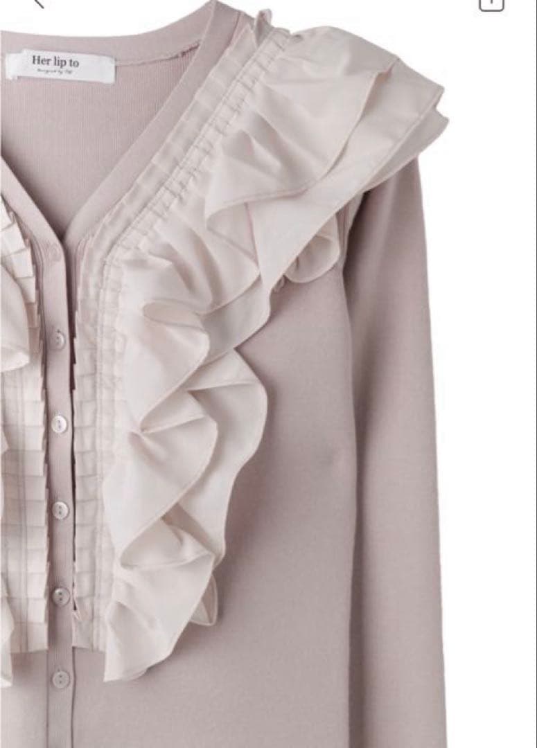 新品タグ付きRuffle Pleated Knit Cardigan