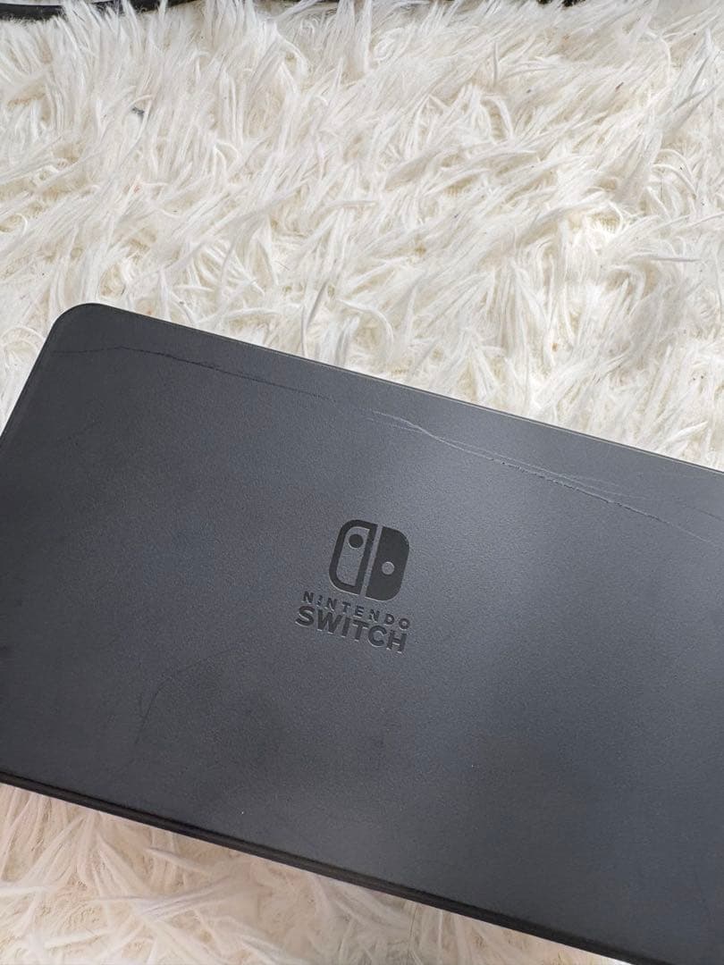 Nintendo Switch 本体 青と赤ジョイコン