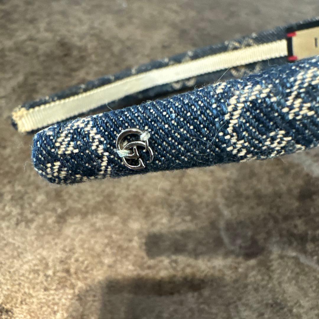 GUCCI デニム ロゴ　カチューシャ