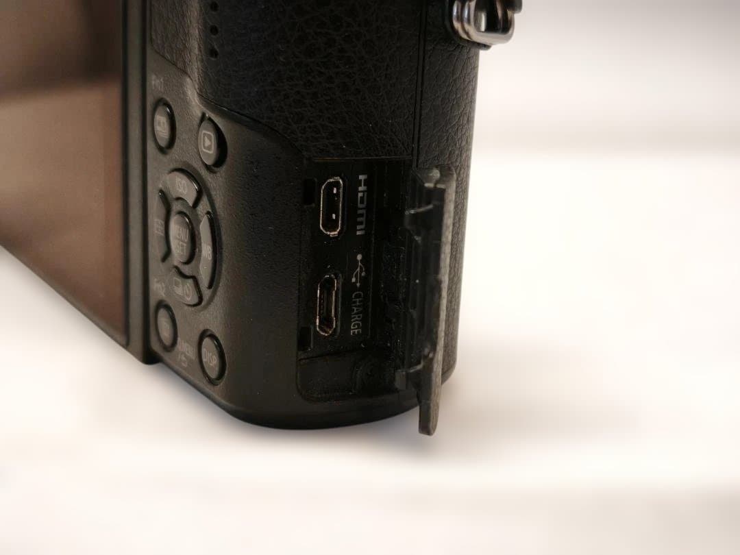 デジタルカメラ Panasonic LUMIX DMC-GX7MK2