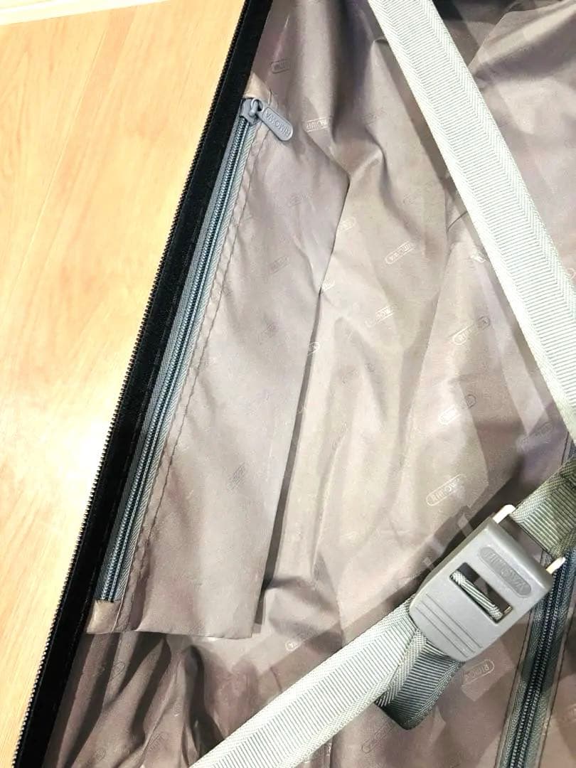 【最安値】RIMOWA Salsa リモワ サルサ スーツケース黒機内持込　2輪