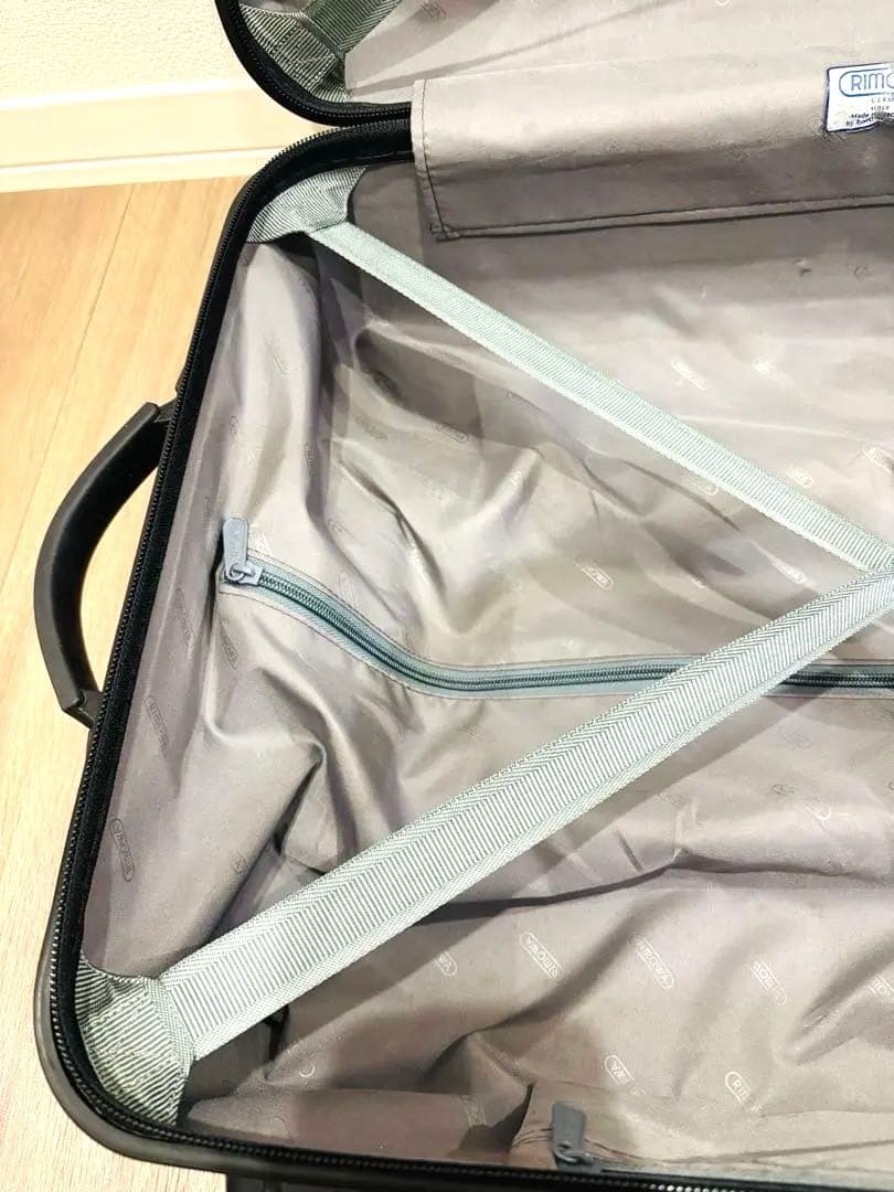 【最安値】RIMOWA Salsa リモワ サルサ スーツケース黒機内持込　2輪