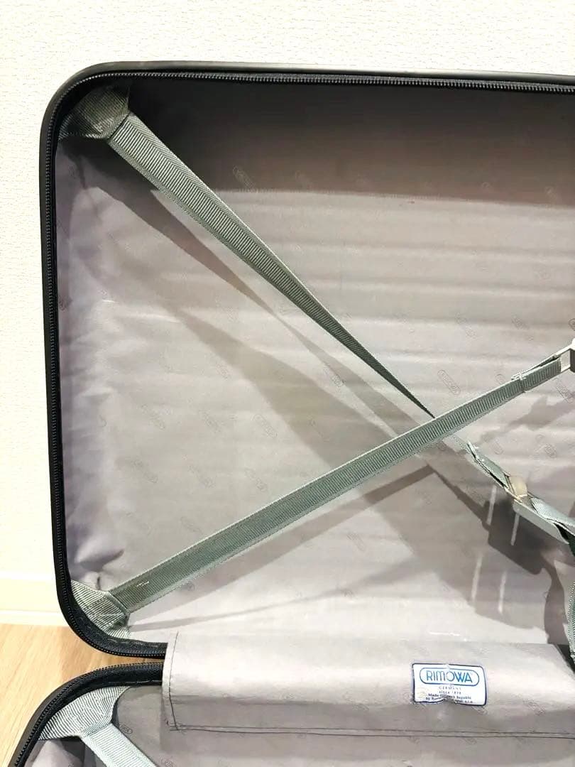 【最安値】RIMOWA Salsa リモワ サルサ スーツケース黒機内持込　2輪