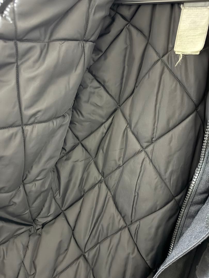 Carhartt ブラック ジャケット
