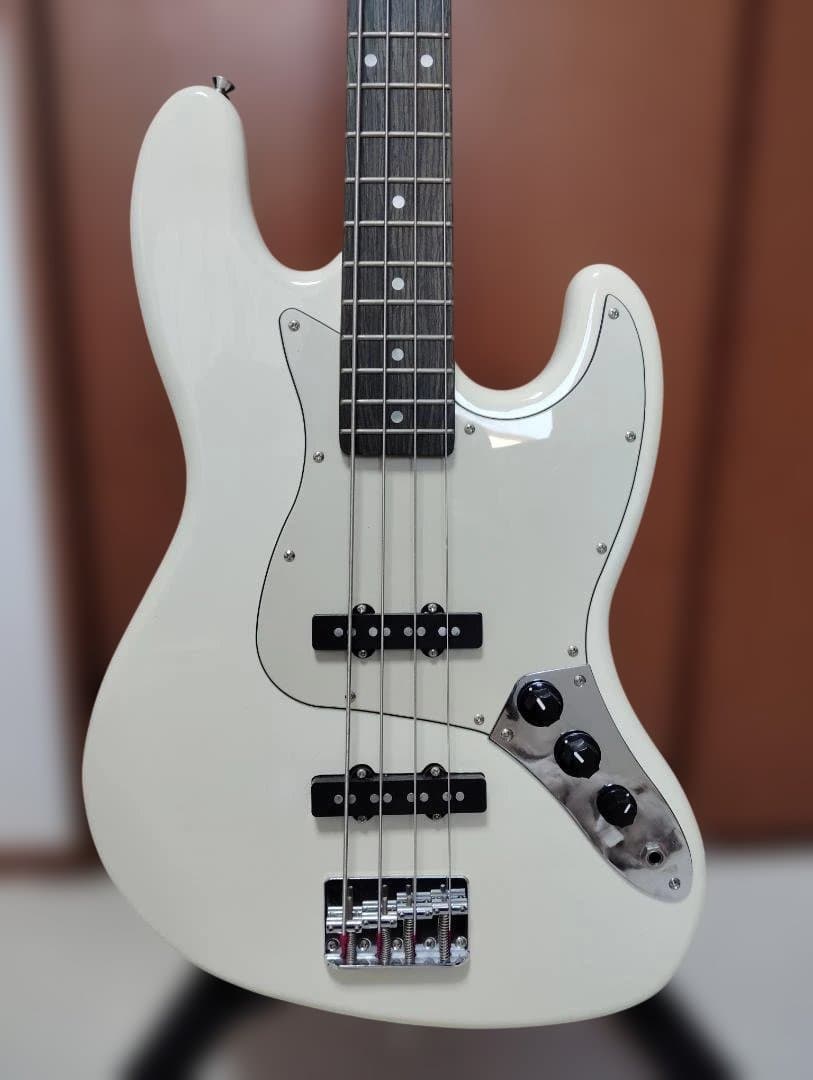 BUSKER’S BJB-Standard バスカーズ ベース　白