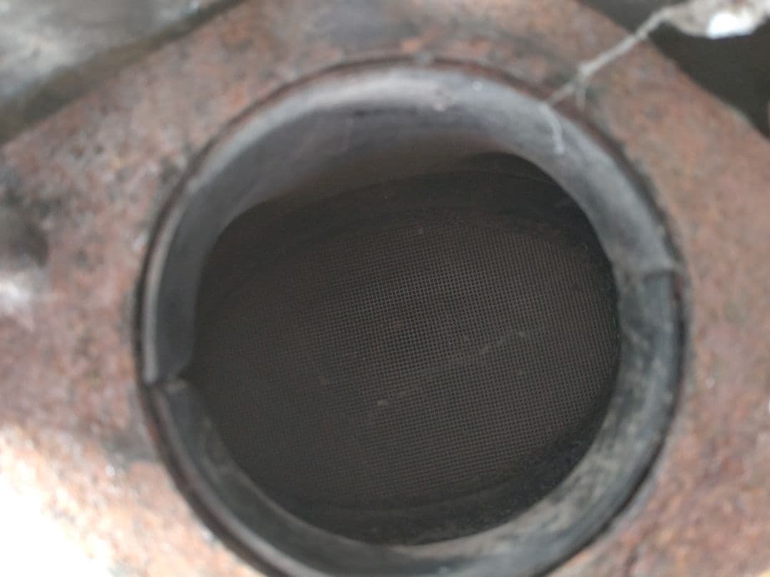 ニッサン　触媒