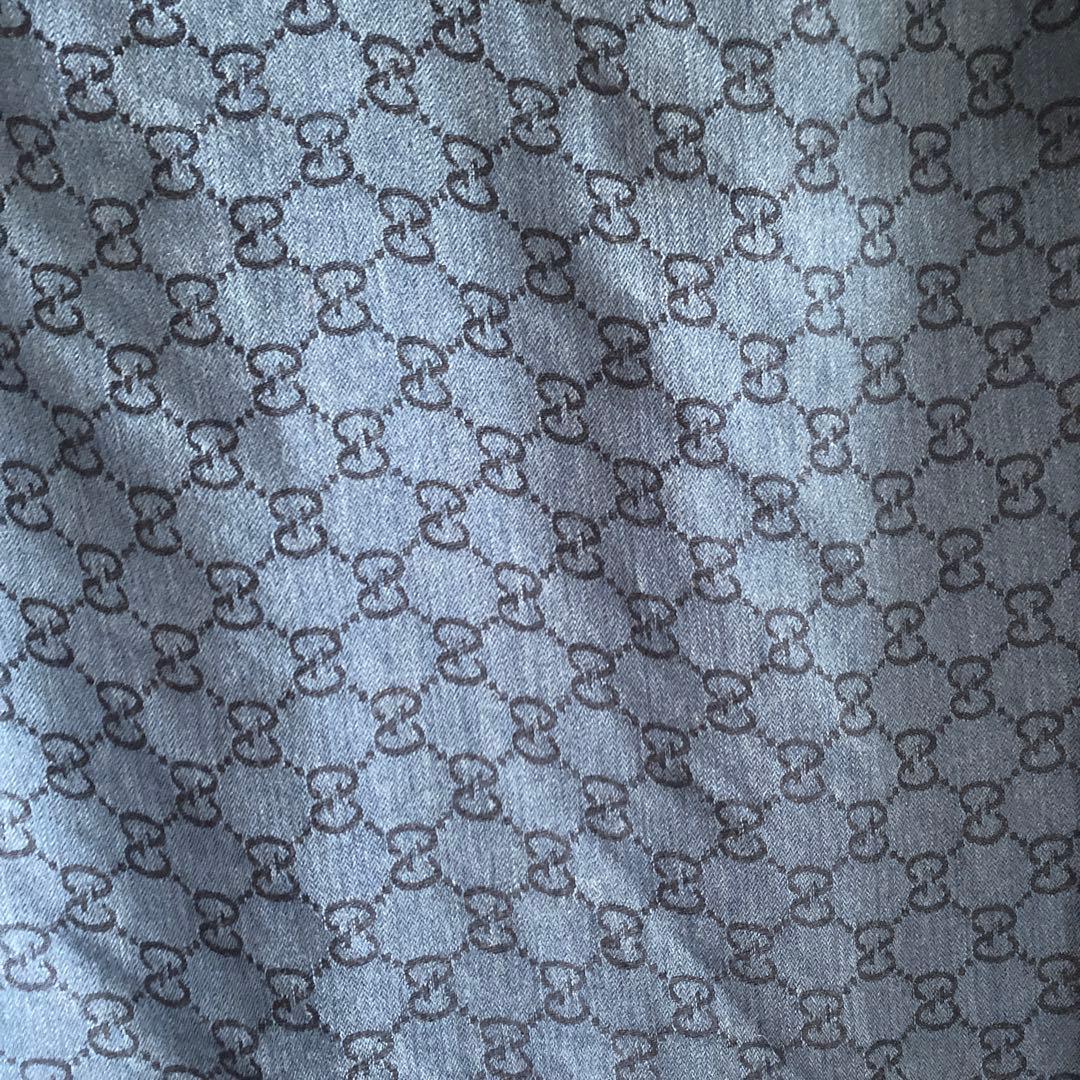 GUCCI ロゴパターン ストール
