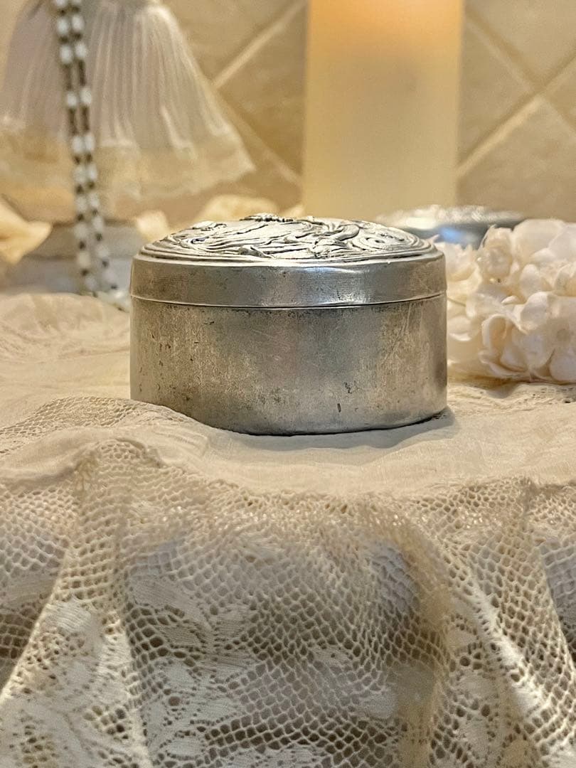 ◆フランスアンティーク｜シルバー缶Aアルミ製蓋付き小物入れ花アールヌーボーケース
