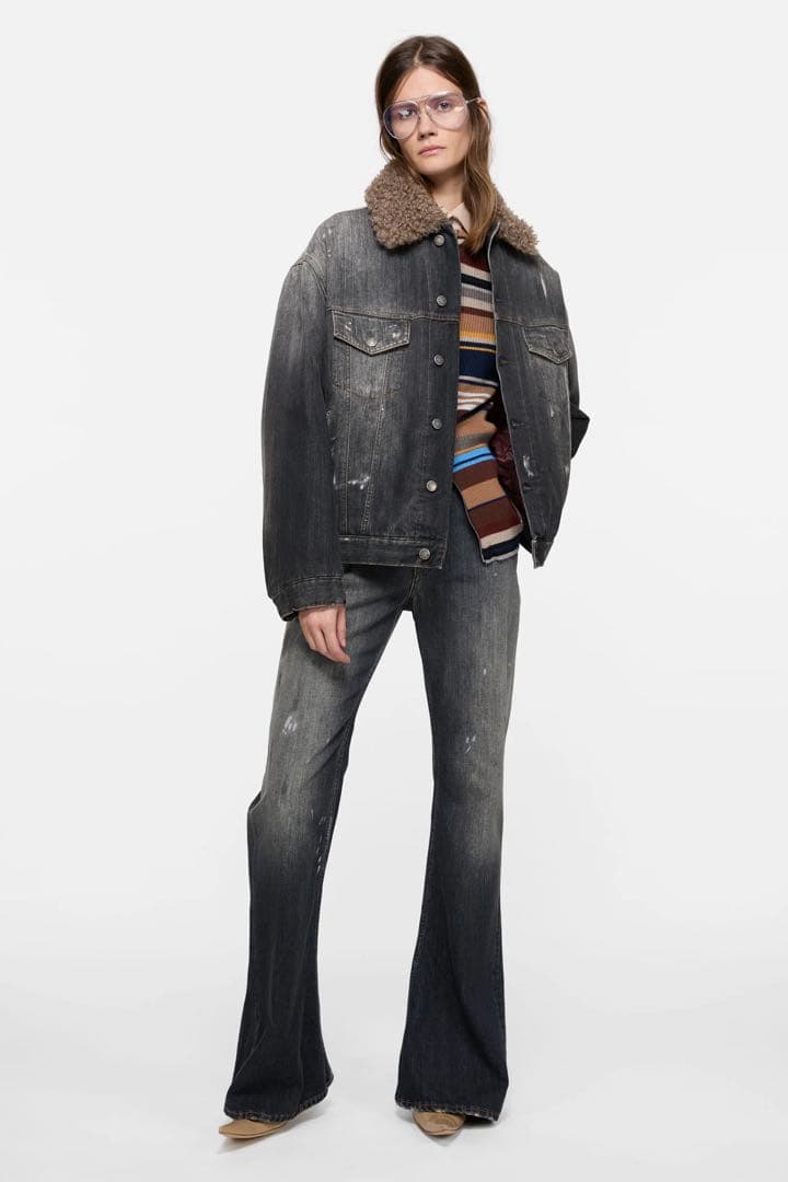 26SS新作　acne studious 2025F フィットジーンズ