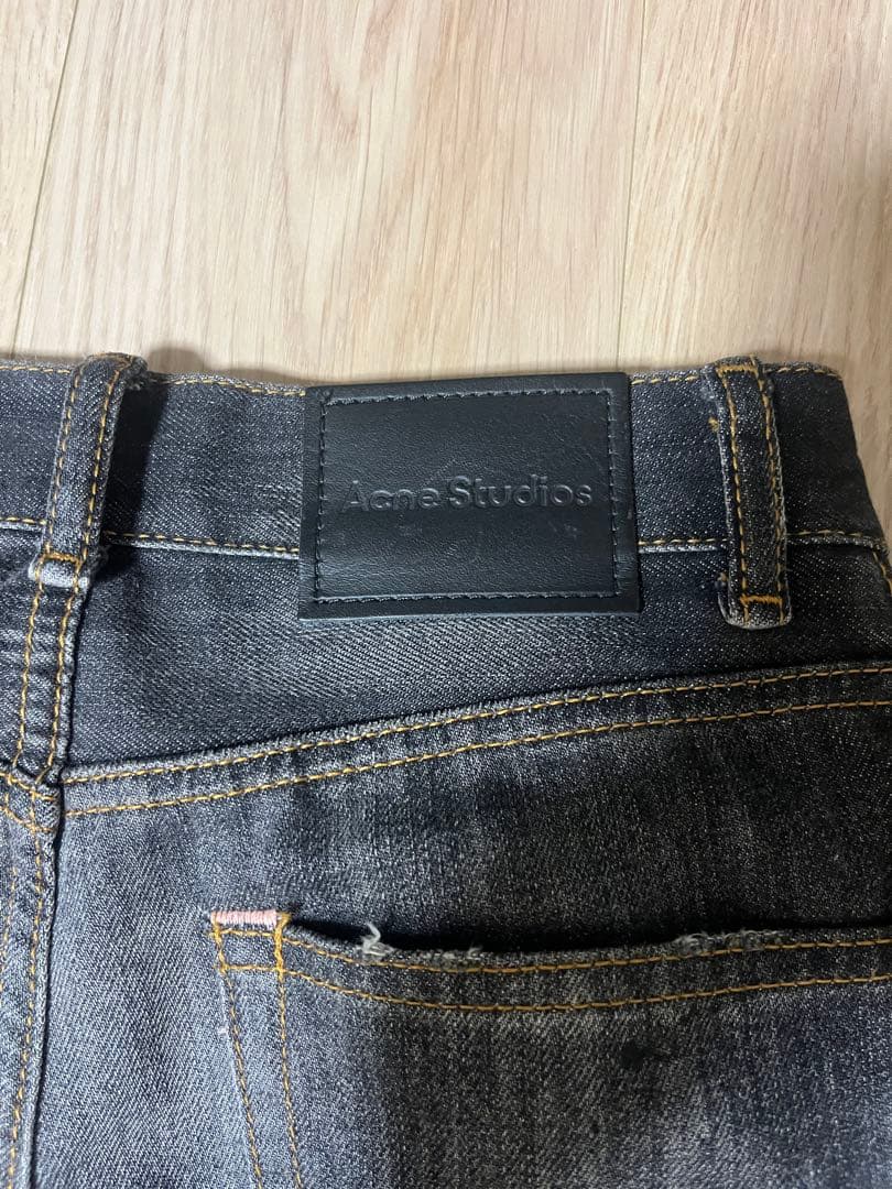 26SS新作　acne studious 2025F フィットジーンズ