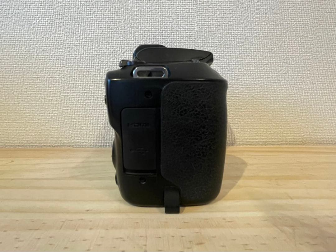 Canon EOS Kiss X10 ボディ デジタル一眼レフ #26044