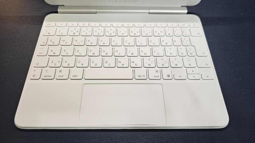 【美品】Apple iPad Air M3 + Magic Keyboard