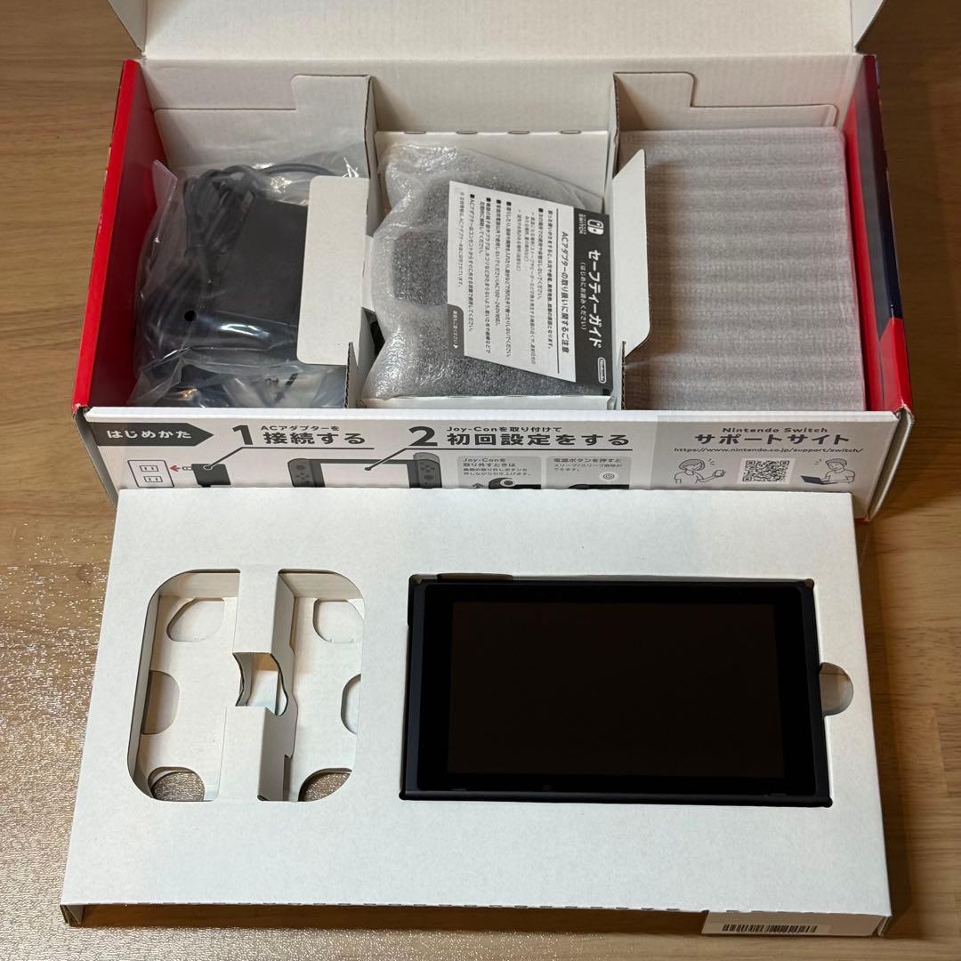 6-273【美品】Switch 本体 バッテリー強化版 グレー 箱付き