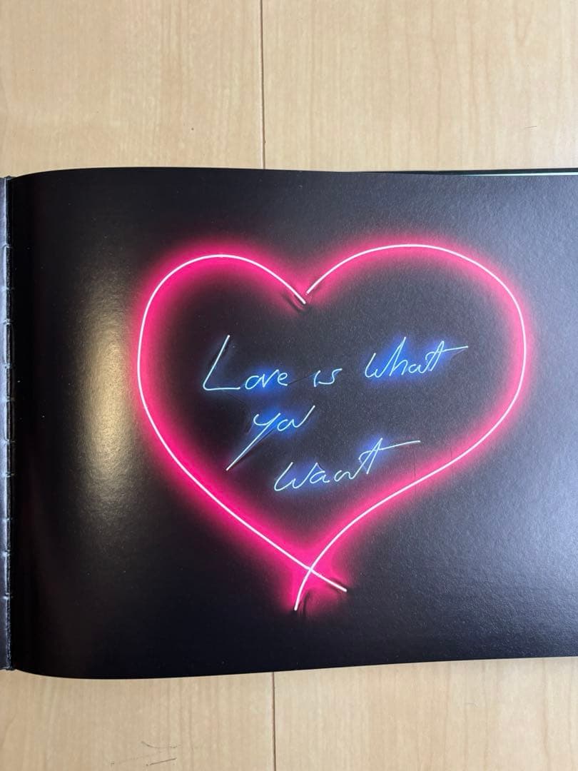 アート・デザイン・音楽 TRACEY EMIN