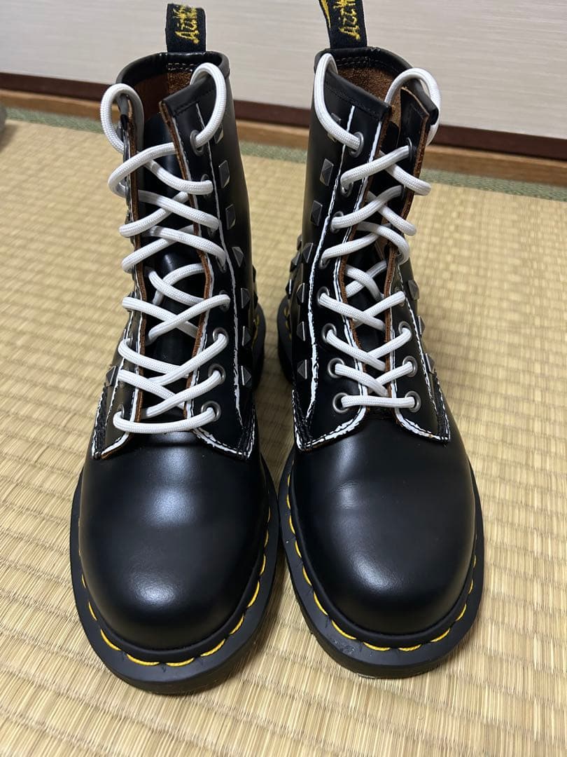 Dr. Martens スタッズ ブラックブーツ