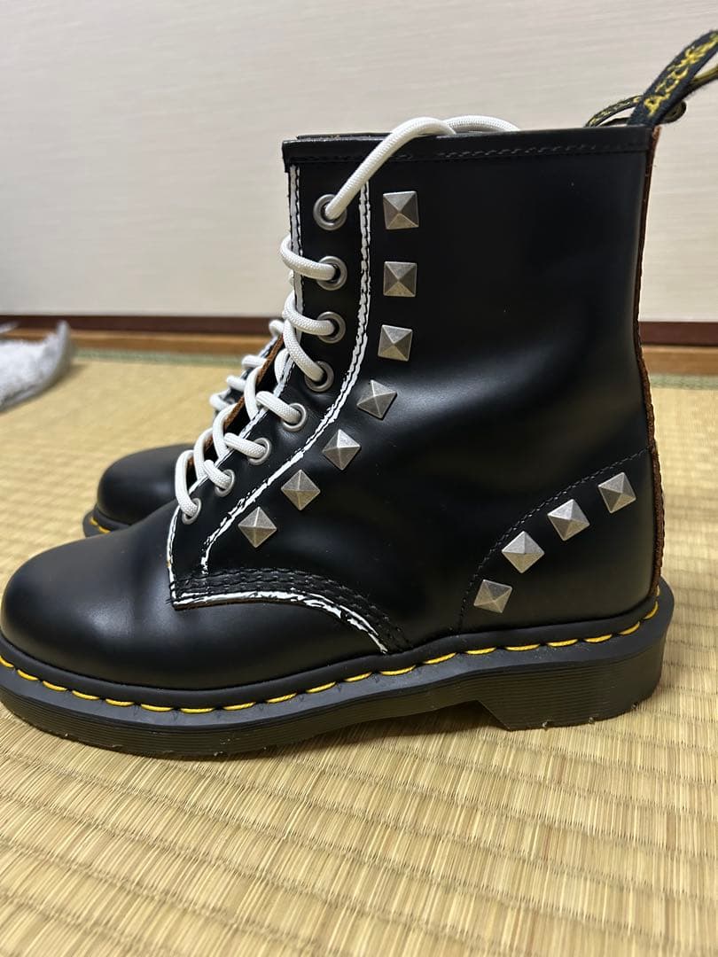 Dr. Martens スタッズ ブラックブーツ