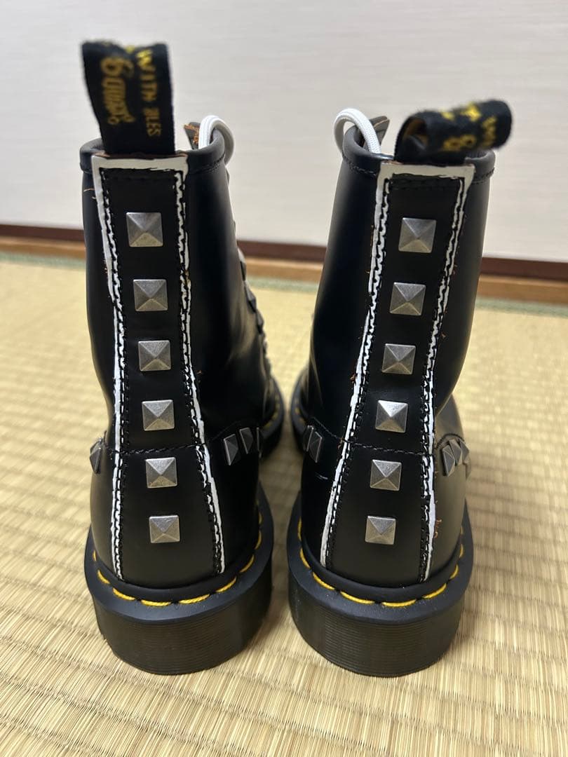 Dr. Martens スタッズ ブラックブーツ