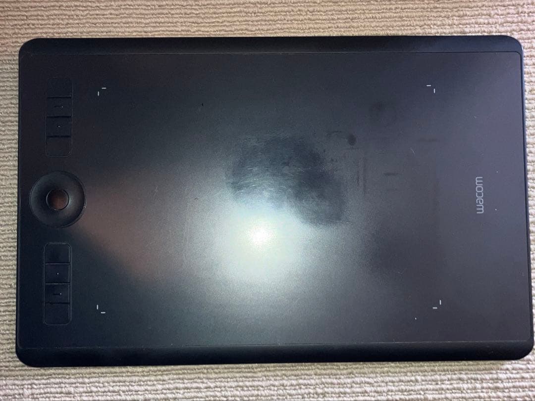 Wacom Intuos Pro M 板タブ　ワコム
